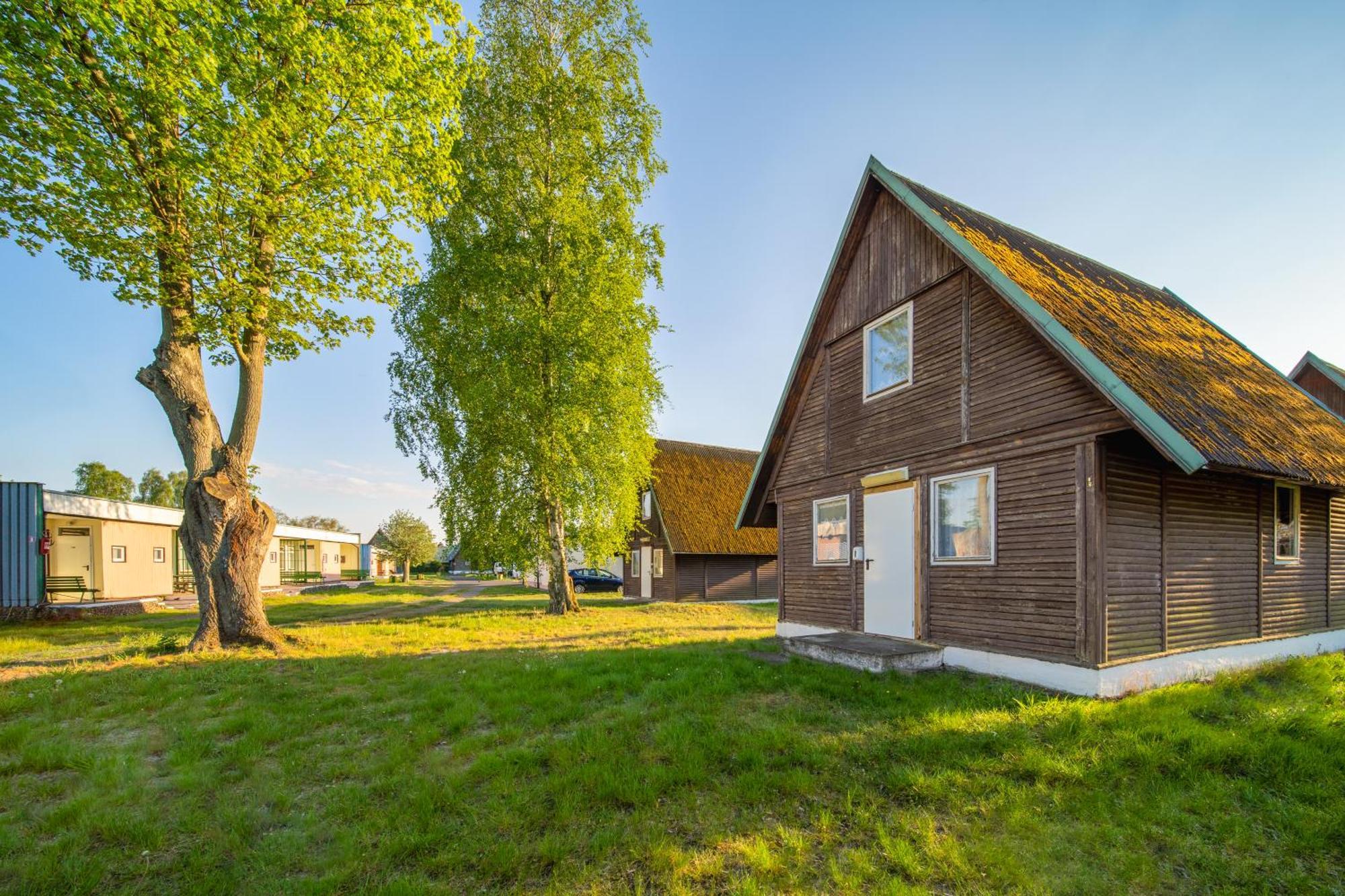 Ow Gromada Pod Topolami Miedzyzdroje Exteriör bild